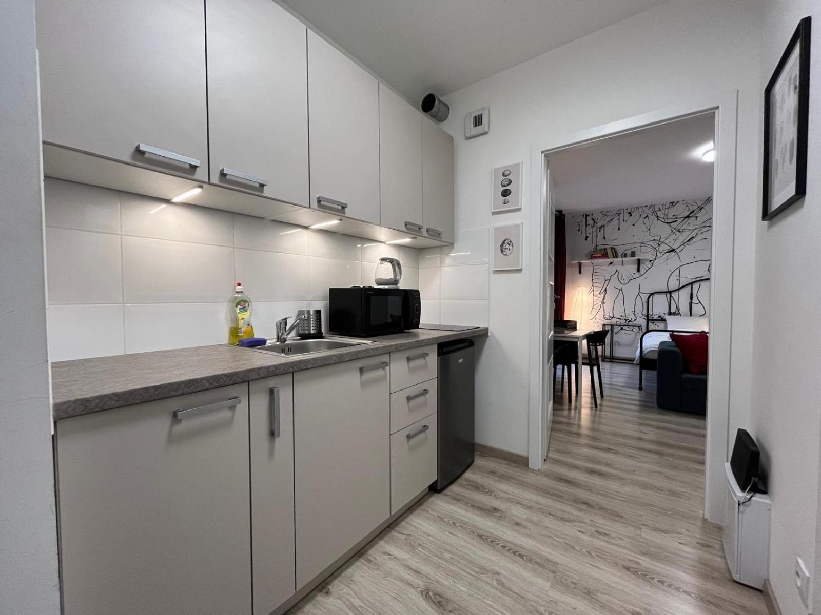 Wilenska Express Apartment Варшава Екстериор снимка