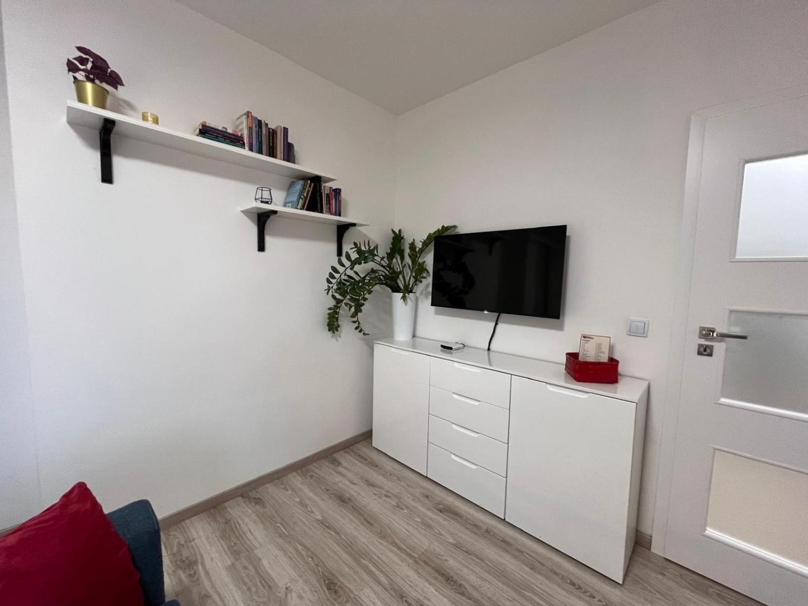 Wilenska Express Apartment Варшава Екстериор снимка