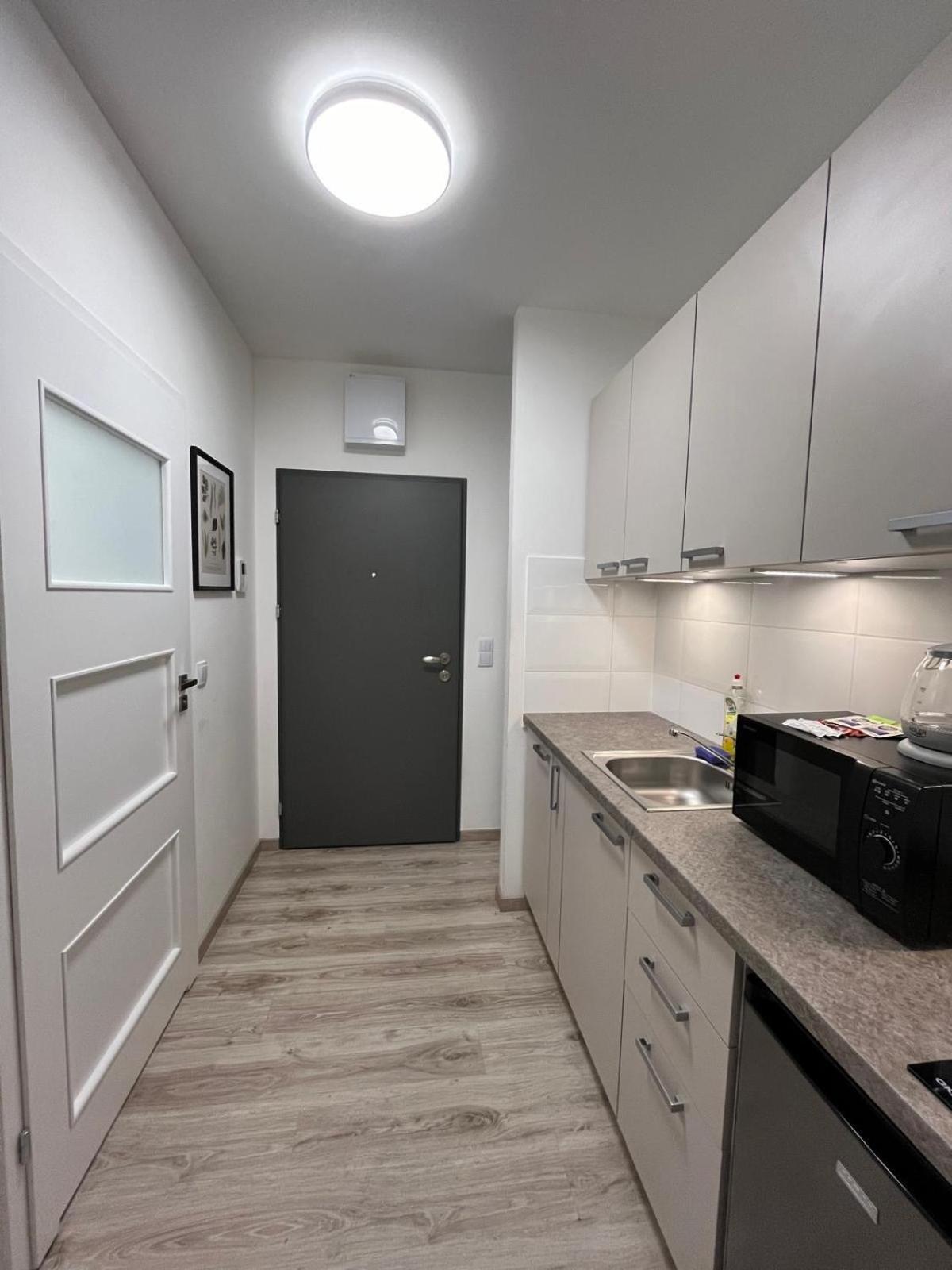 Wilenska Express Apartment Варшава Екстериор снимка